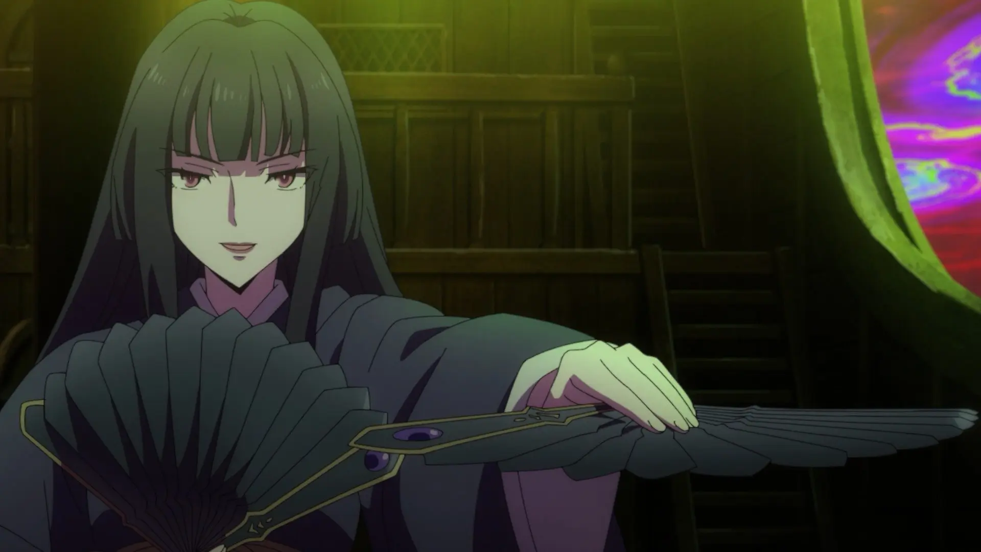 La straniera dai capelli corvini